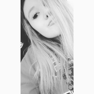 Meet your Posher, Jenna